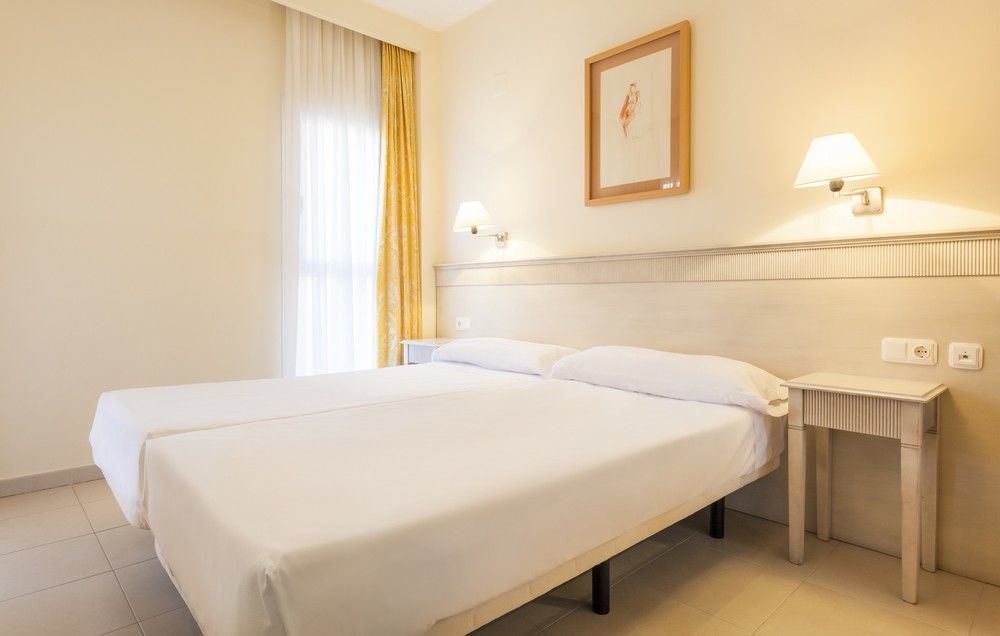 Aparthotel Ilunion Sancti Petri Novo Sancti Petri Eksteriør billede