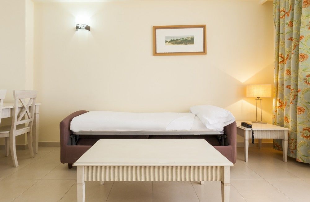 Aparthotel Ilunion Sancti Petri Novo Sancti Petri Eksteriør billede